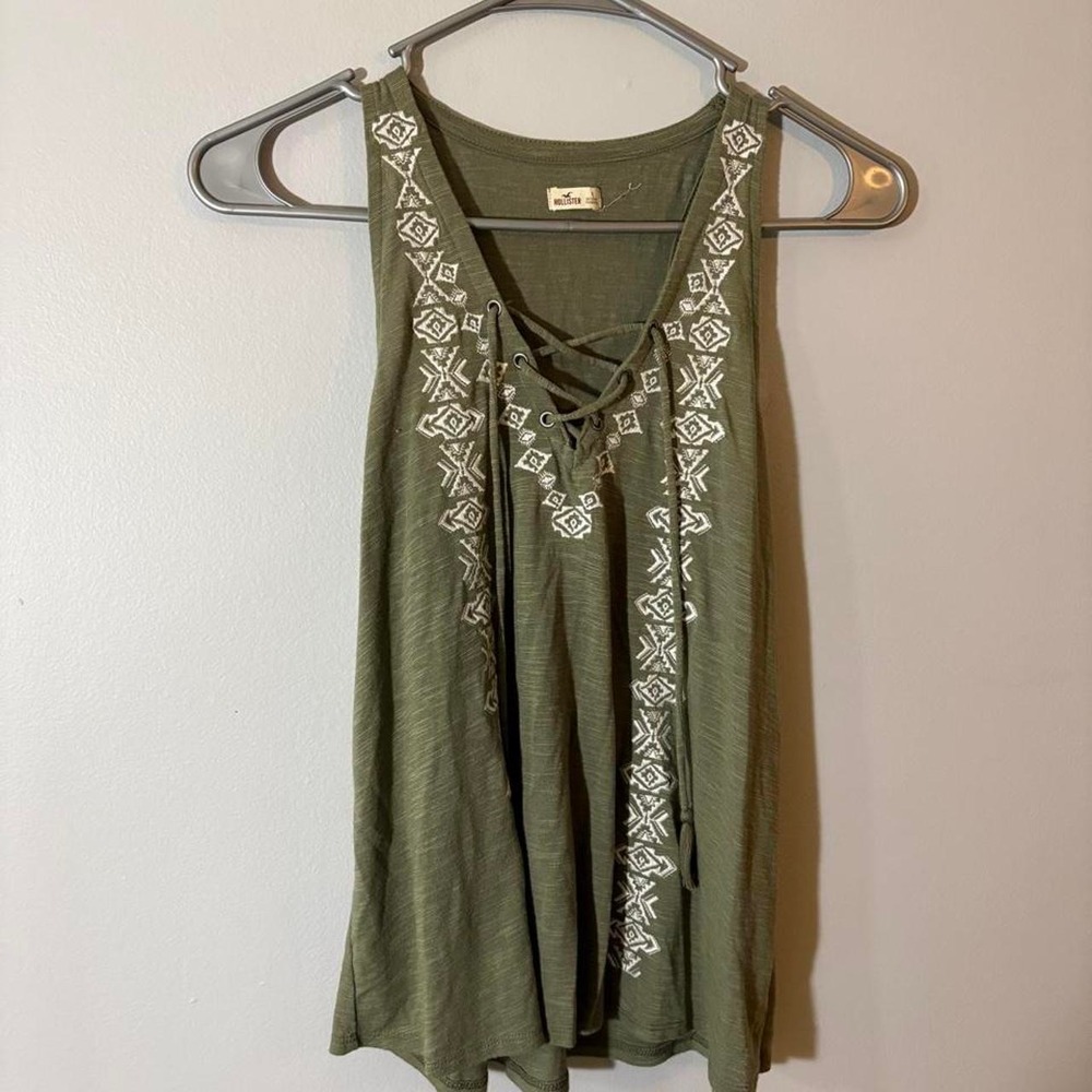 y2k hollister boho lace up tank top